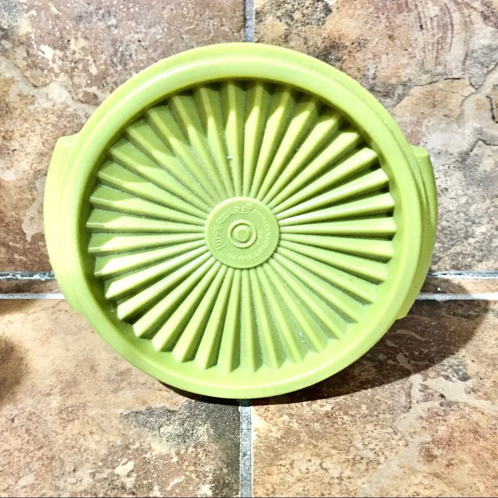 Vintage Tupperware celery green bowl home kitchen